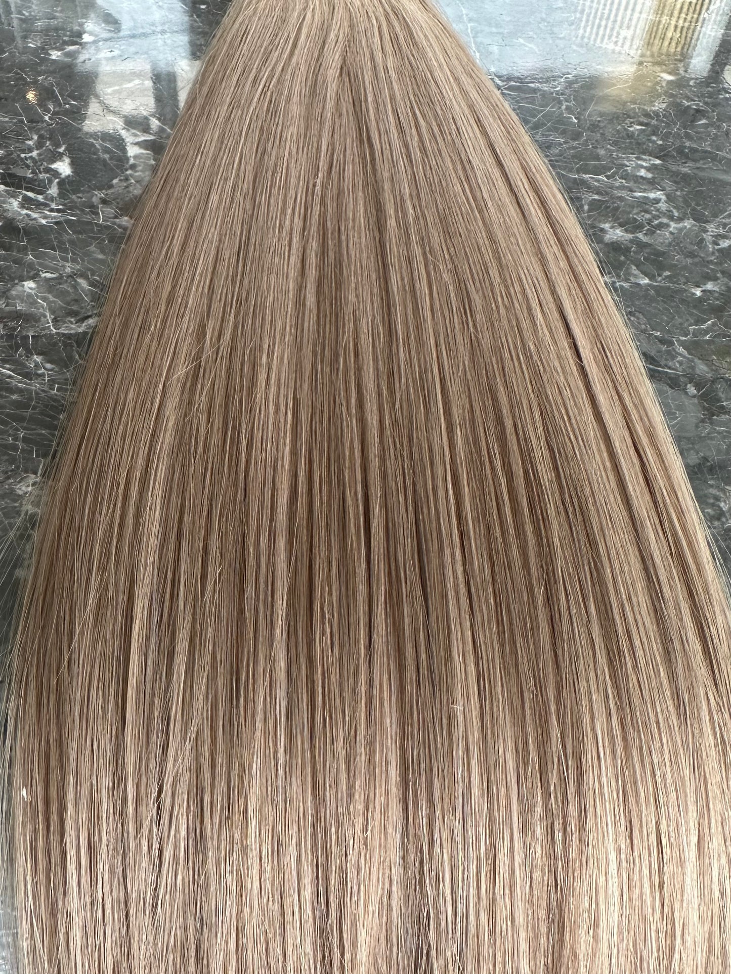 Genius #18a // 50 gram Scandinavian Light Ash Blond