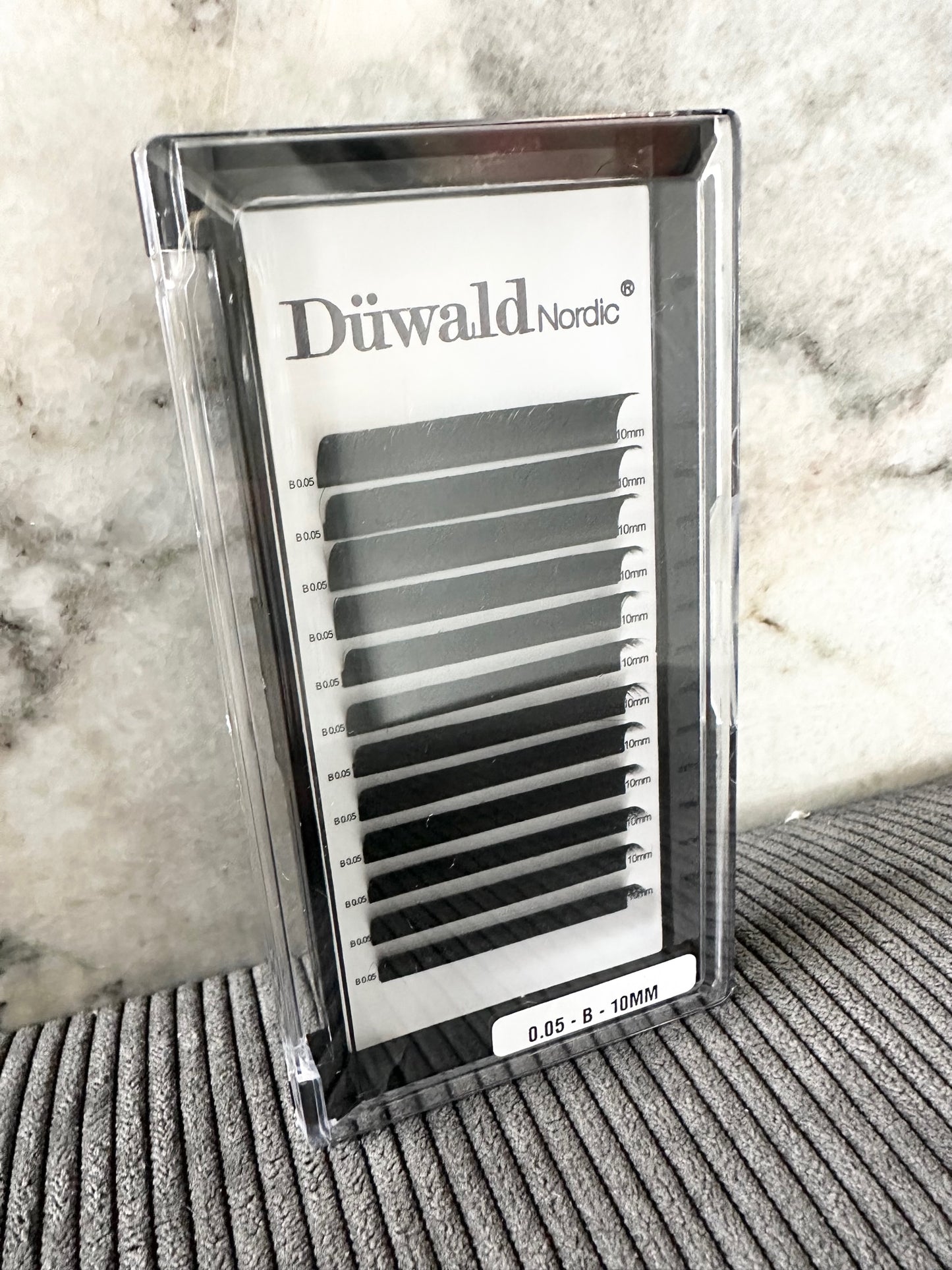 Easy Fan Eyelashes