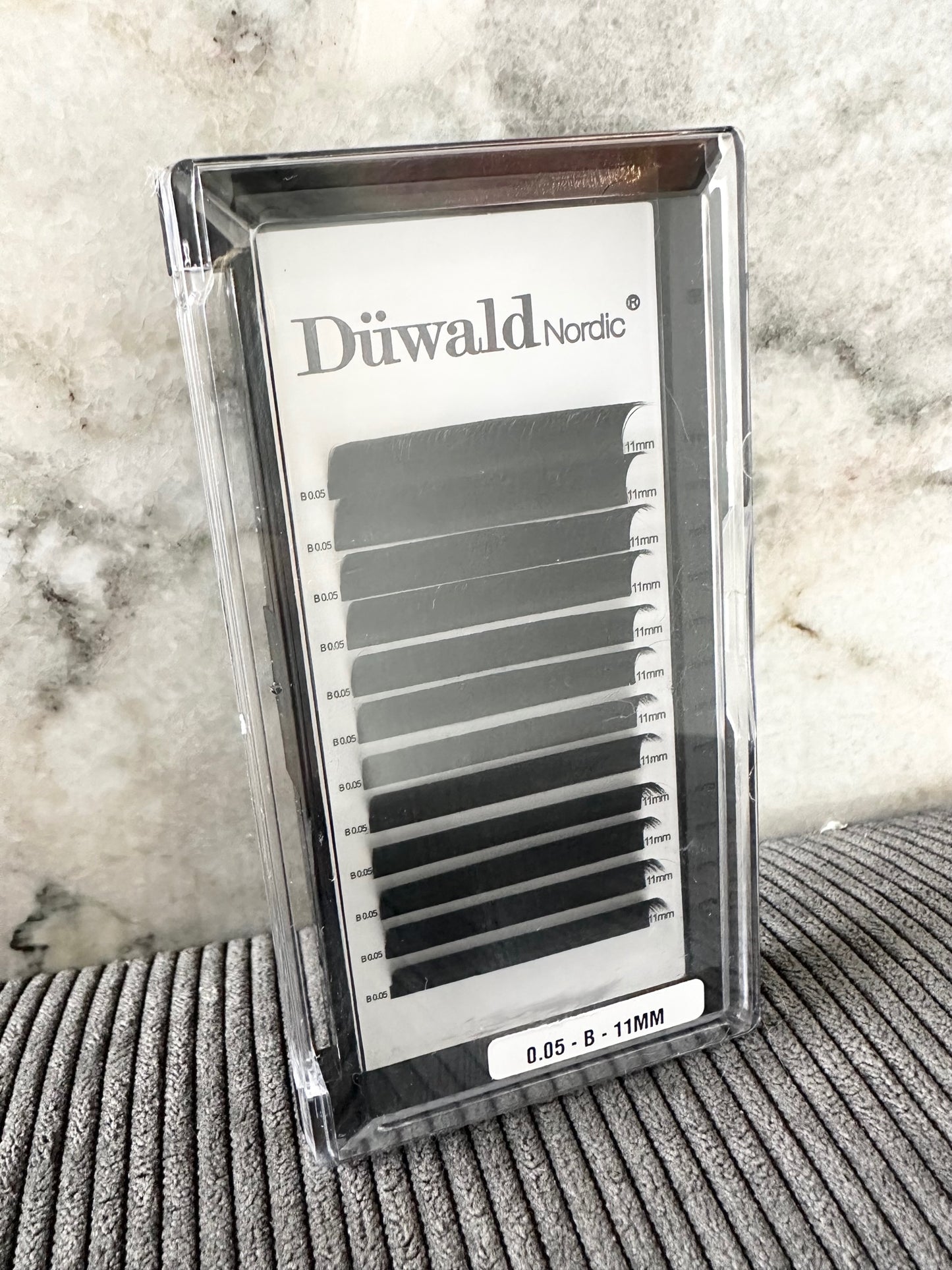 Easy Fan Eyelashes