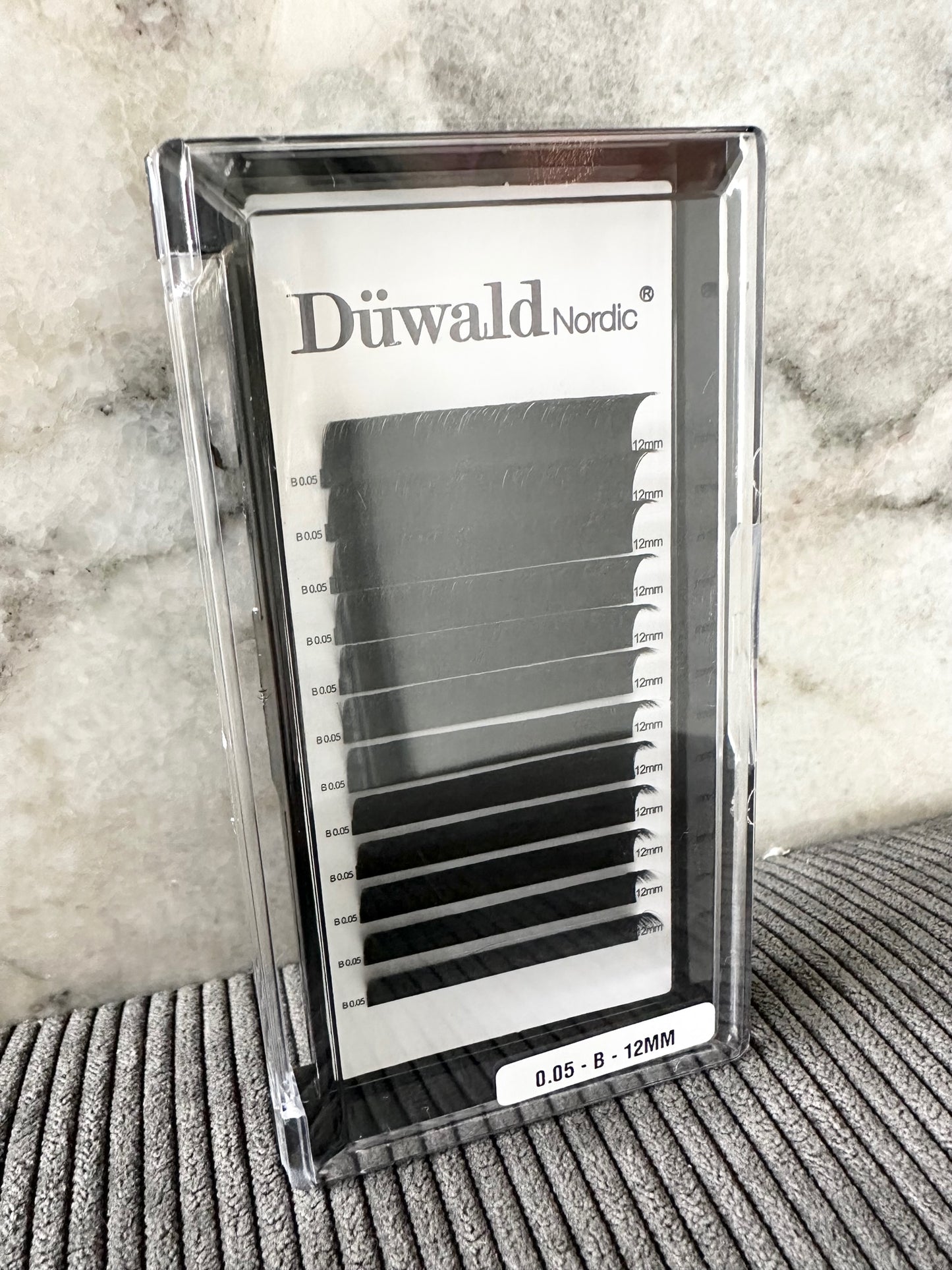 Easy Fan Eyelashes