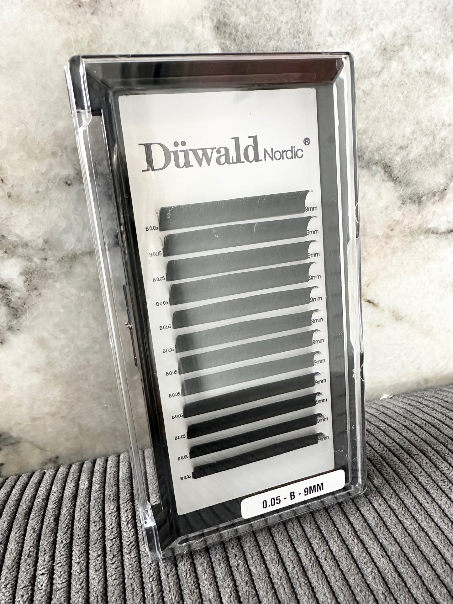 Easy Fan Eyelashes