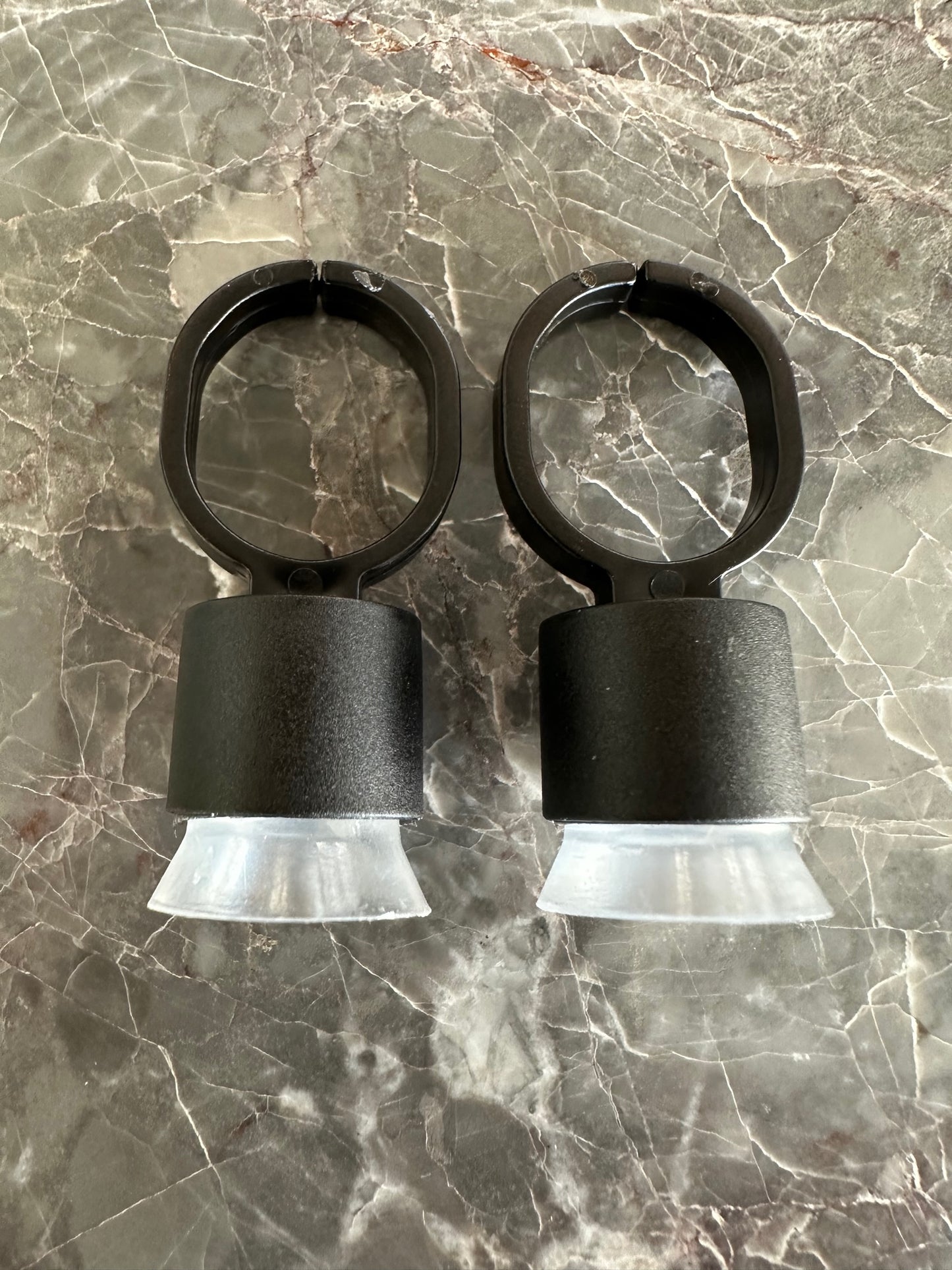Pigment holder/ring til finger